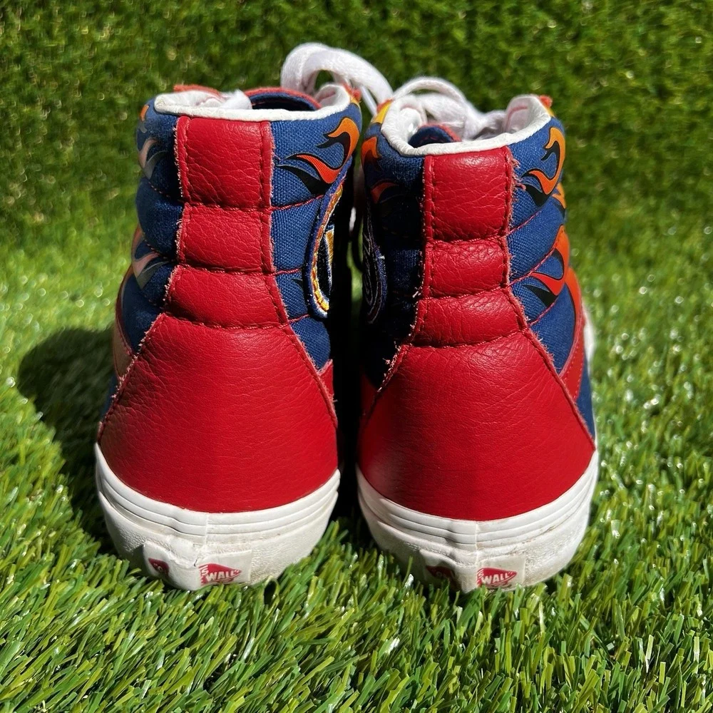 Vans Men Size 7 Women Size 8.5 Sk8-Hi Racer Leather Sneaker in Awesome Red